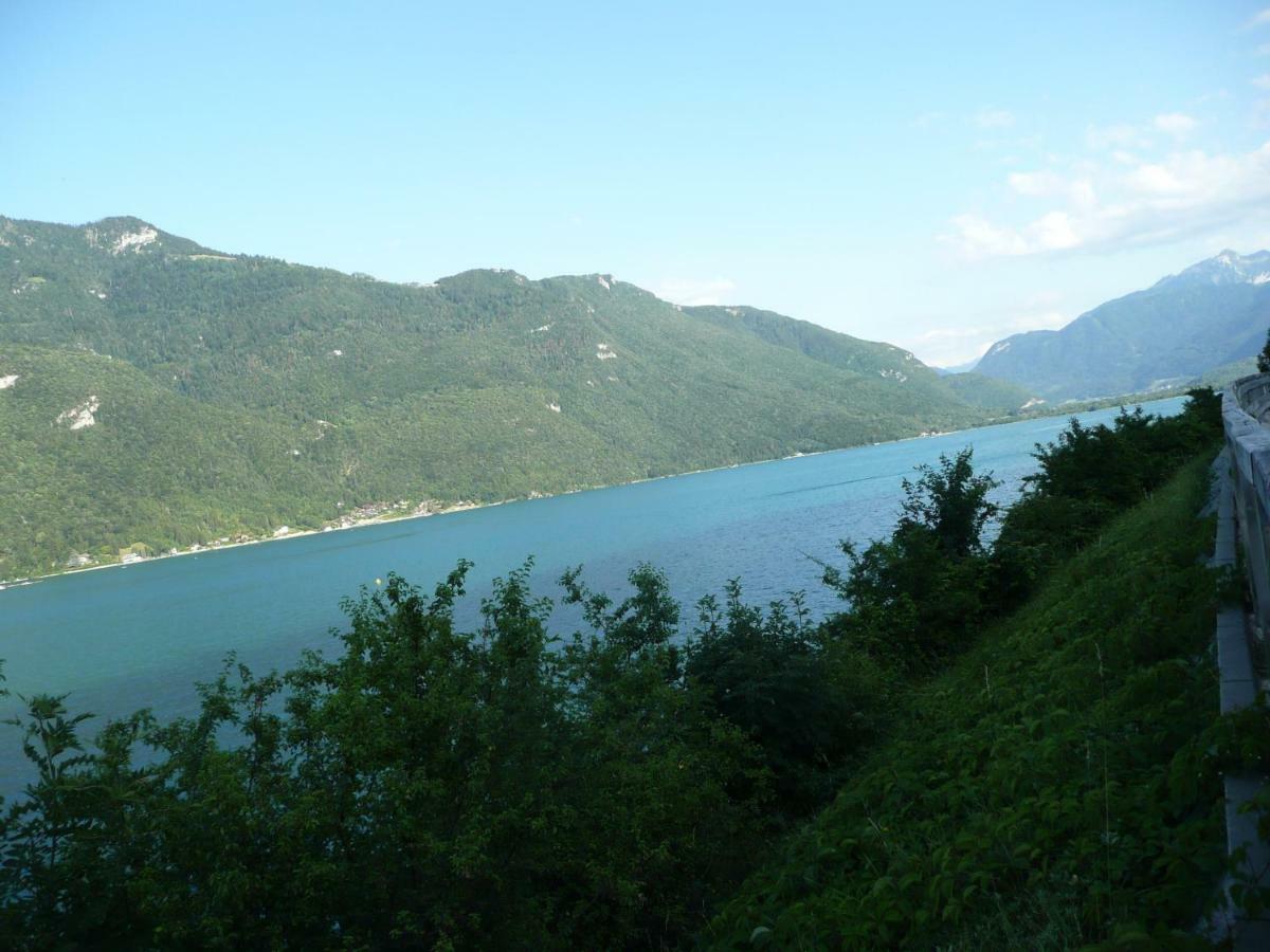La Porte Du Paradis Doussard Buitenkant foto